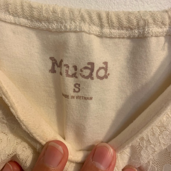 Cream colored crop top size small - Picture 2 of 3